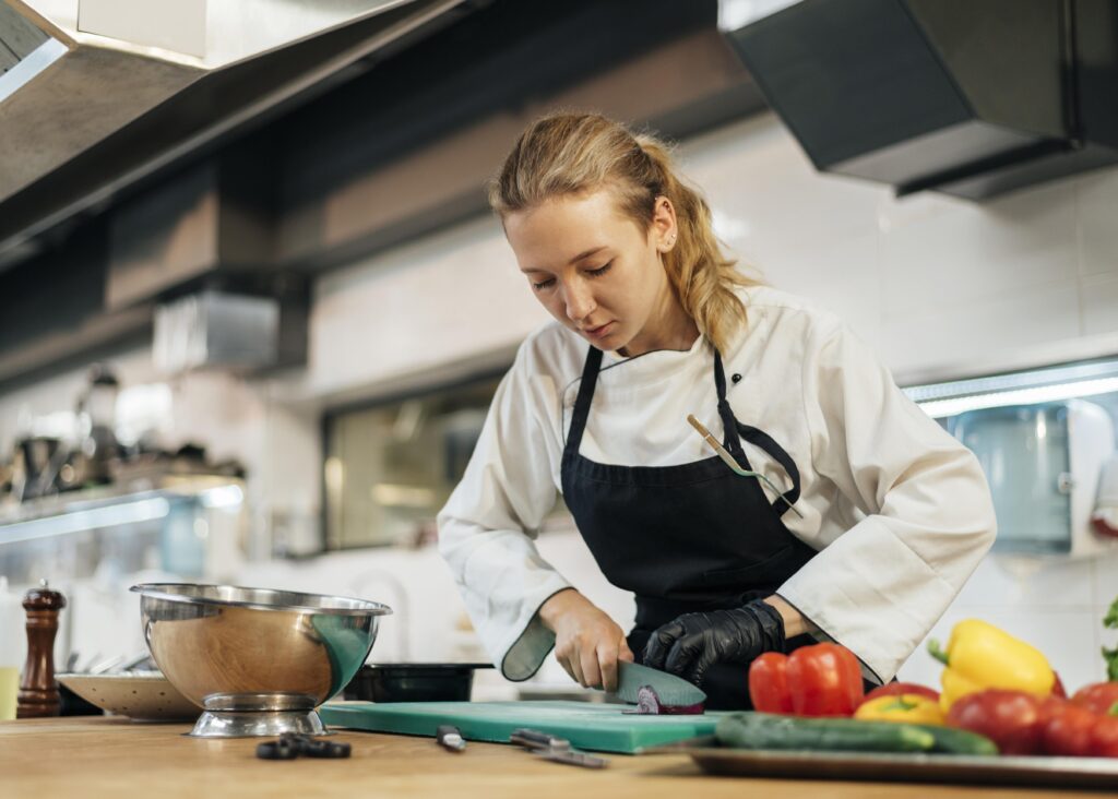 Aula prática de Gastronomia na Ricotec